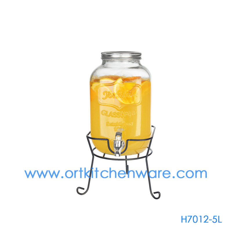 Beverage dispenser