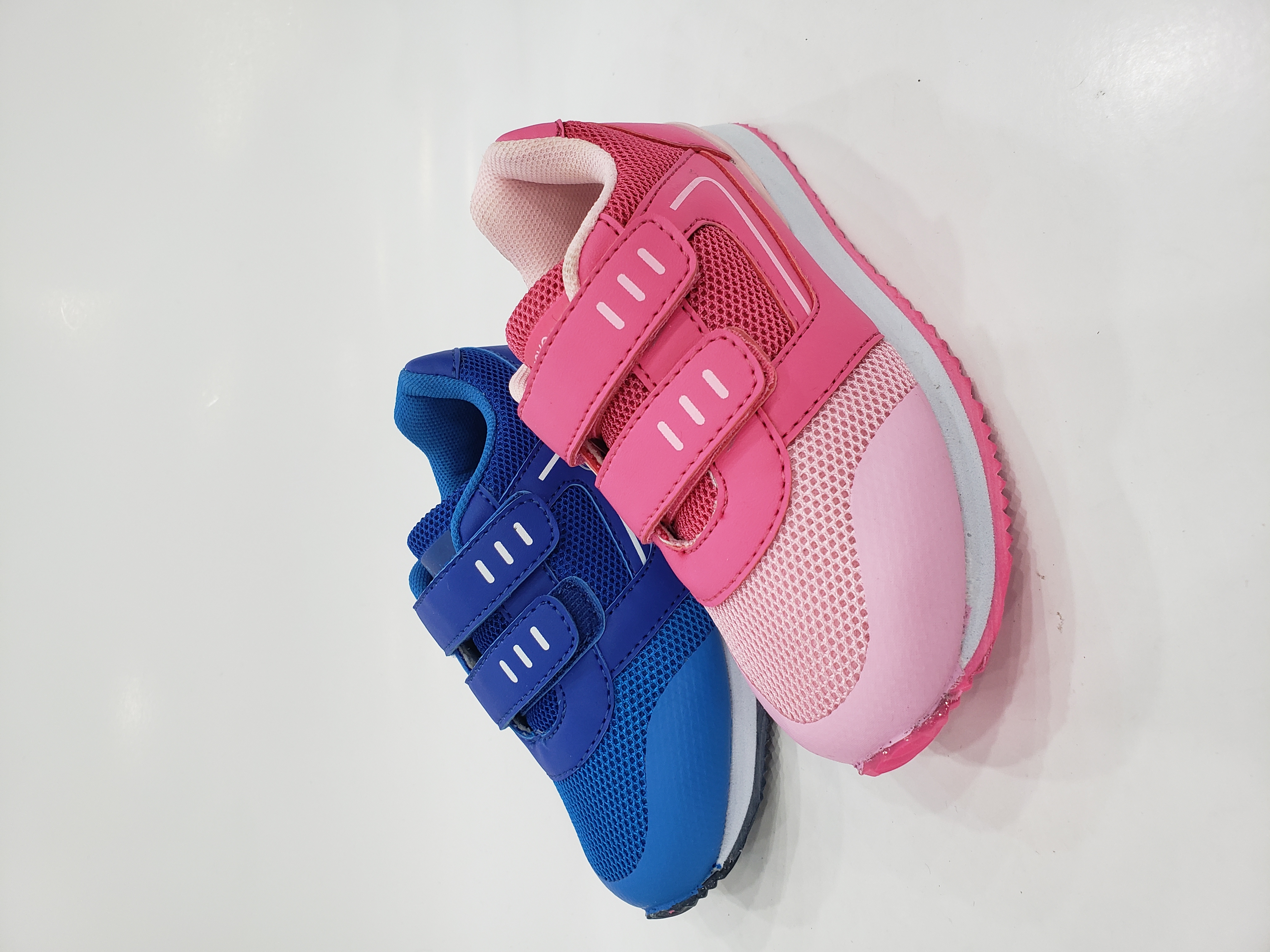Children‘s shoes