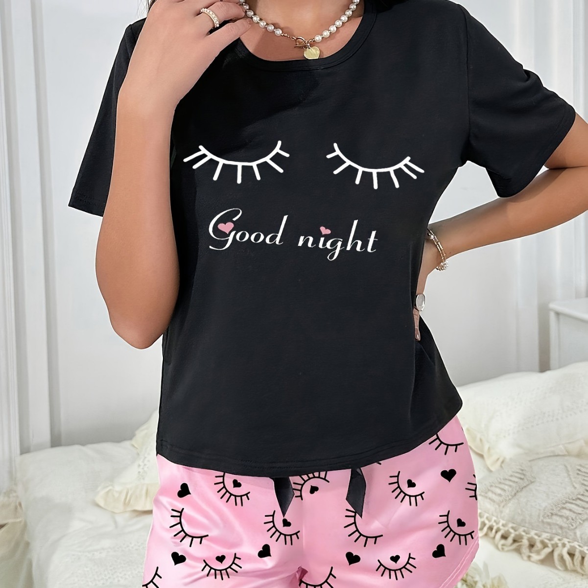 Black round neck letters short sleeve shorts eyelash print loose casual home clothes pajamas
