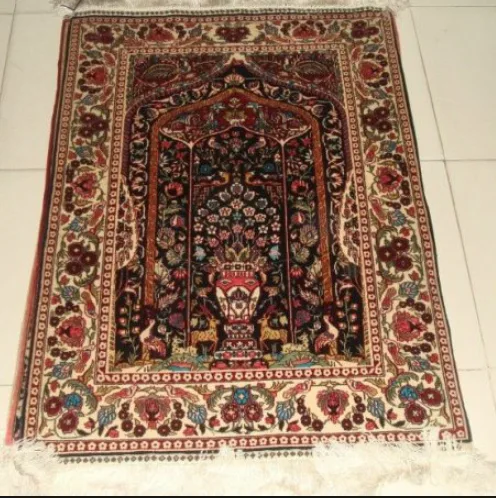 Decorative carpet