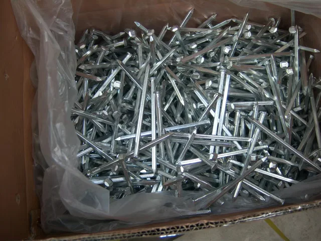 Galvanized square boat nail