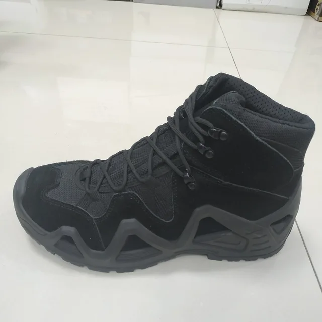 Waterproof outdoor shoes