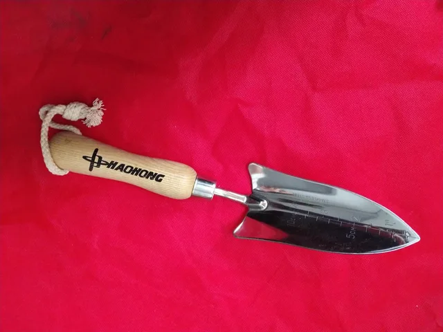 Transplanter hand wooden grip Stainless steel