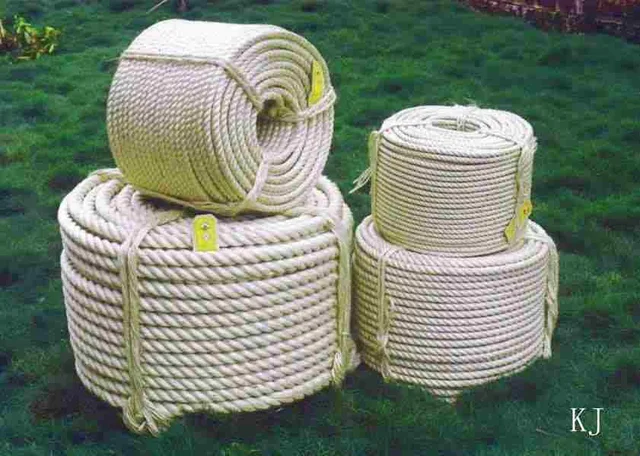 Bleached and white sisal rope
