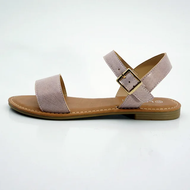 Casual flat sandals