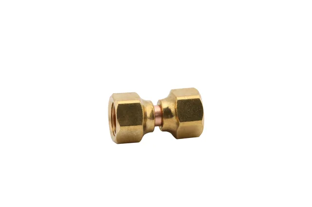 Cooling and heating fitting
