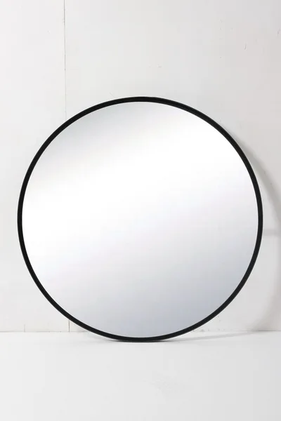 Round wall mirror
