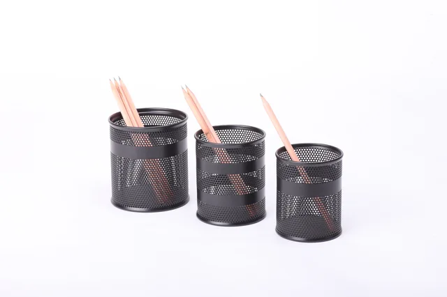 Pen container