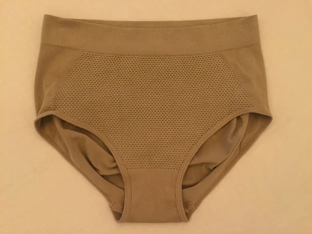 Seamless women's Briefs