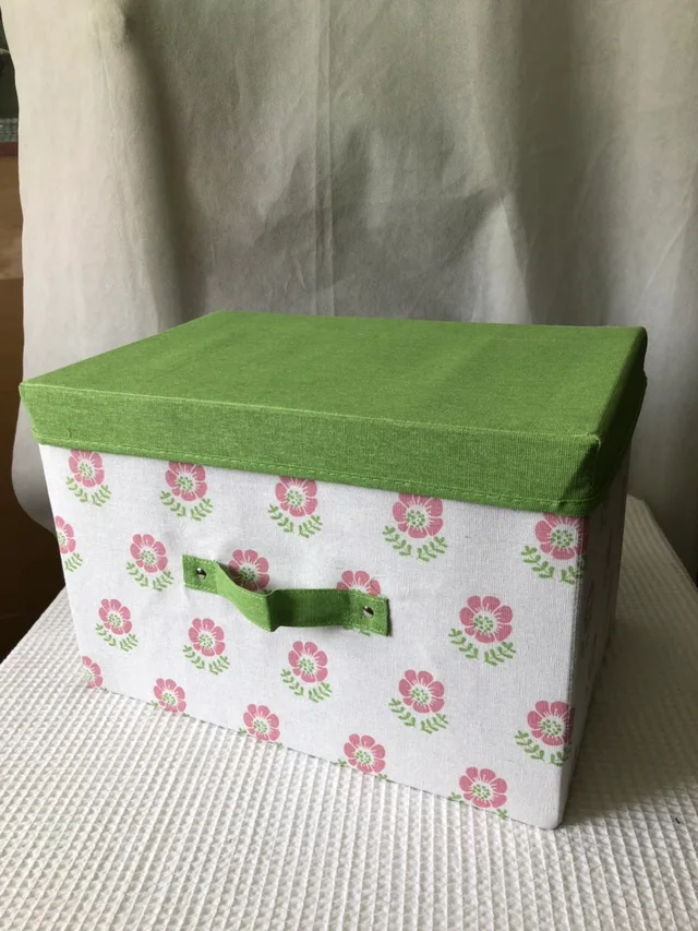 Storage box