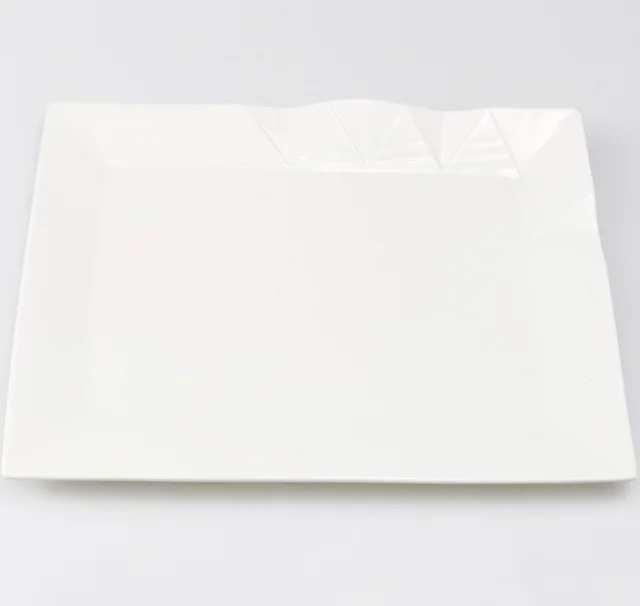 Ceramic plate