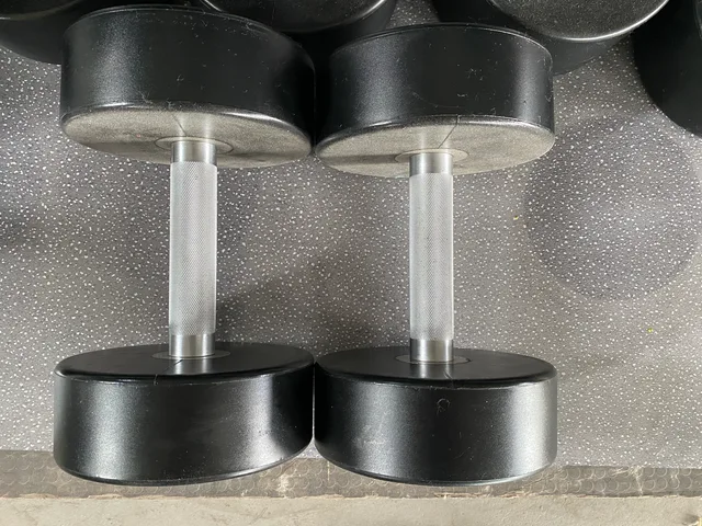 Dumbbell