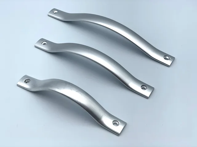 Aluminum handle