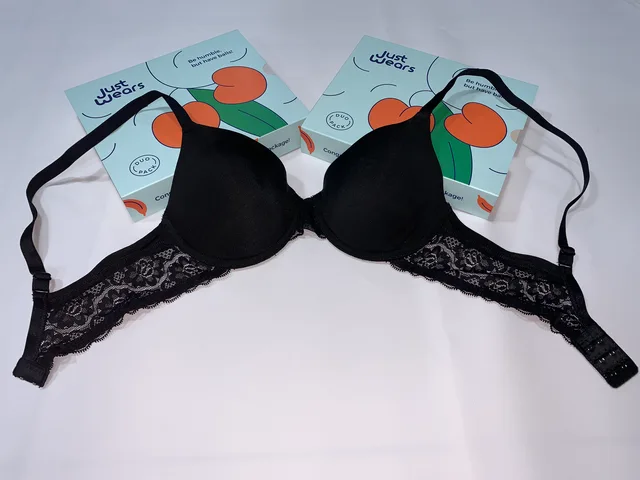 Adjustable lace soft basic bra