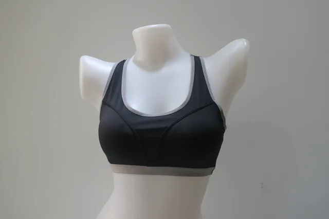 Sport vest wireless bra ( with removeable cup )