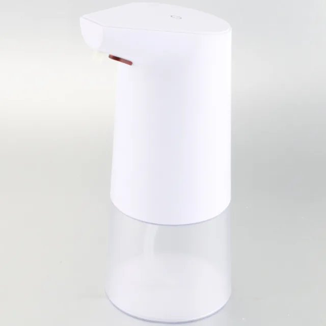 Sensor foam dispenser