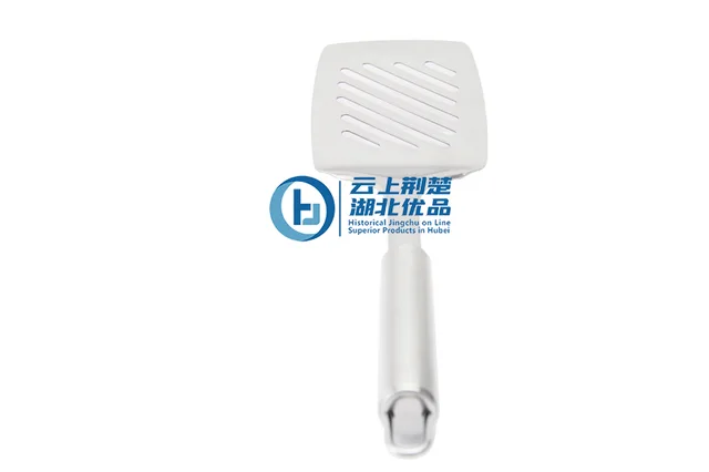 Slotted turner