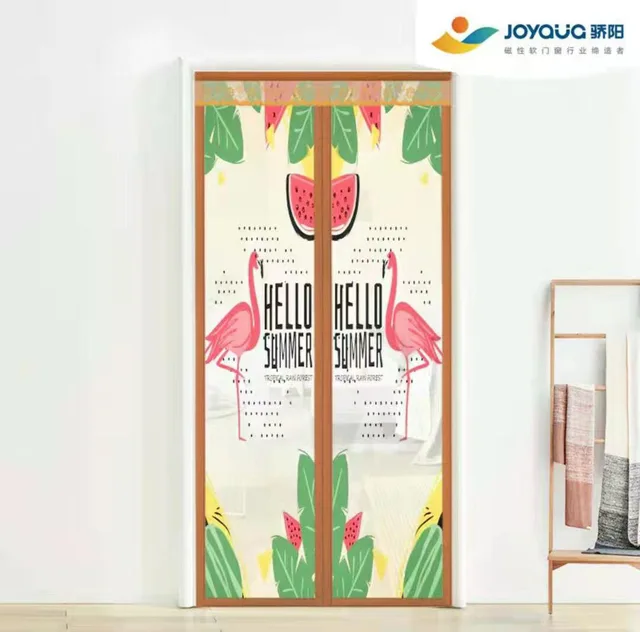 Magnetic door screen