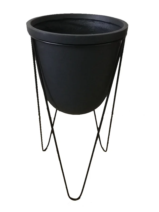 MGO planter with metal shelf