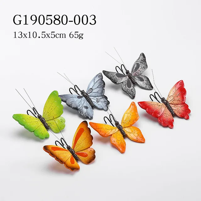 Poly resin butterfly hanging decor