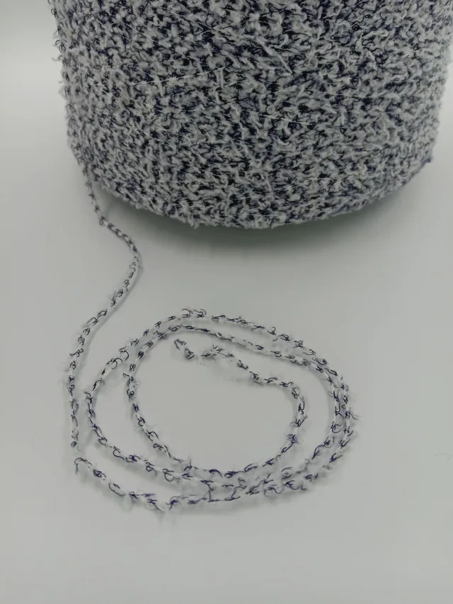 Velvet yarn