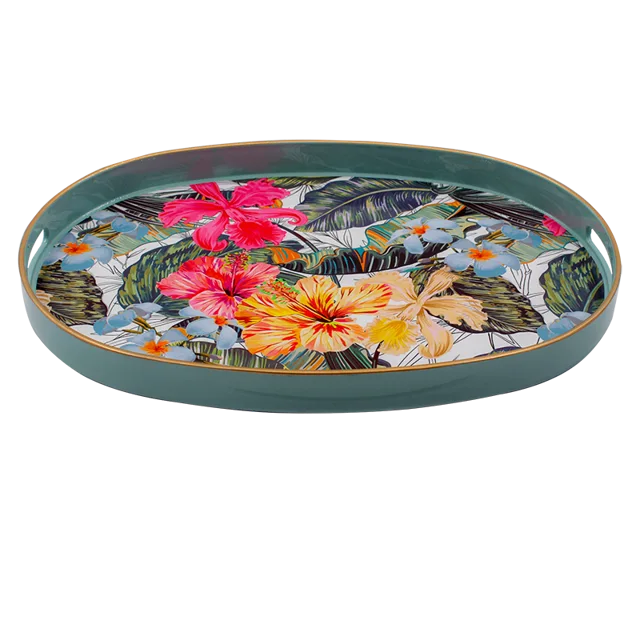 Plastic tray