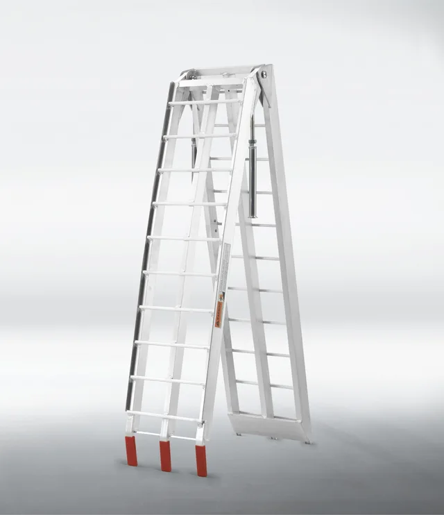 Arched aluminium folding ramp