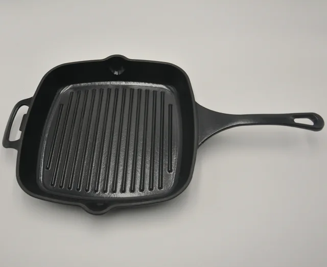 Cast iron grill pan