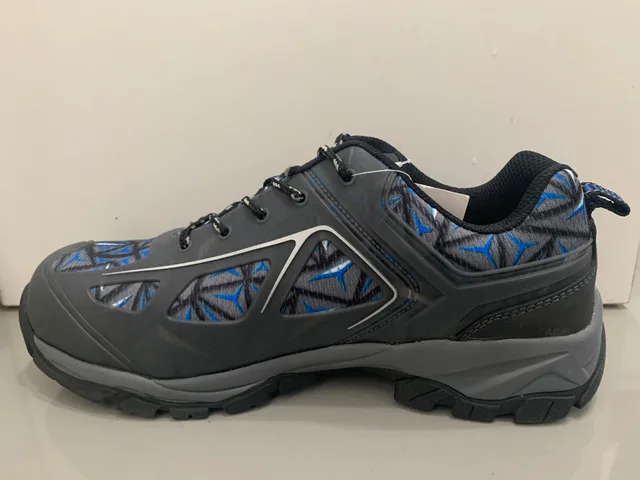 Safety shoes