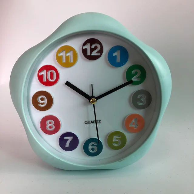 Plastic flower shaped raised number kids alarm clock