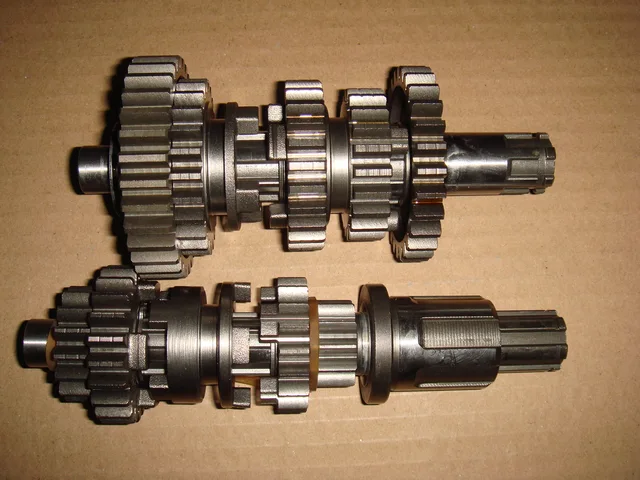 Motorcycle main and auxiliary shaft