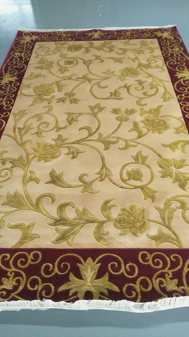Wool carpet