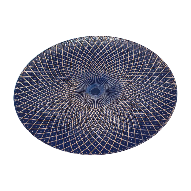Plastic charger plate