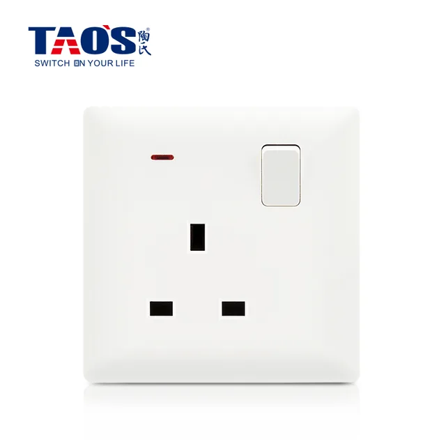 13A 1 gang switched socket + neon