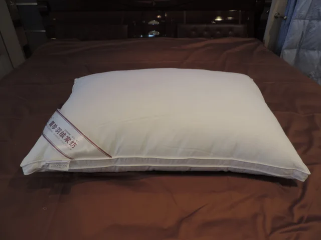Polyester pillow