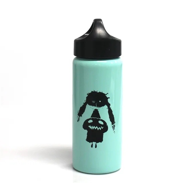 Stainless steel water bottle