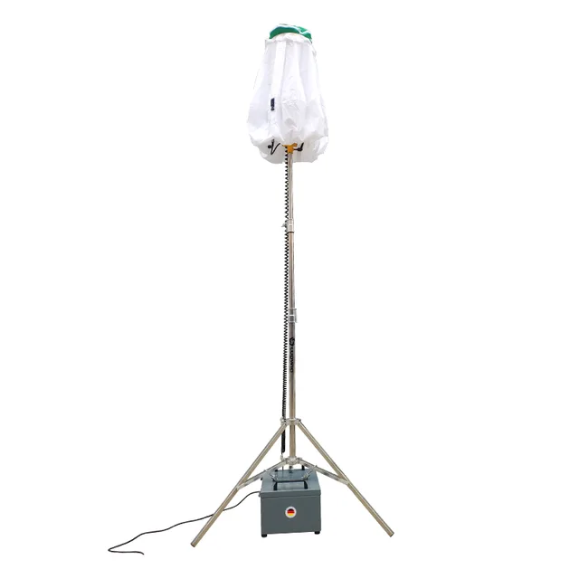 Tripod ballon light tower