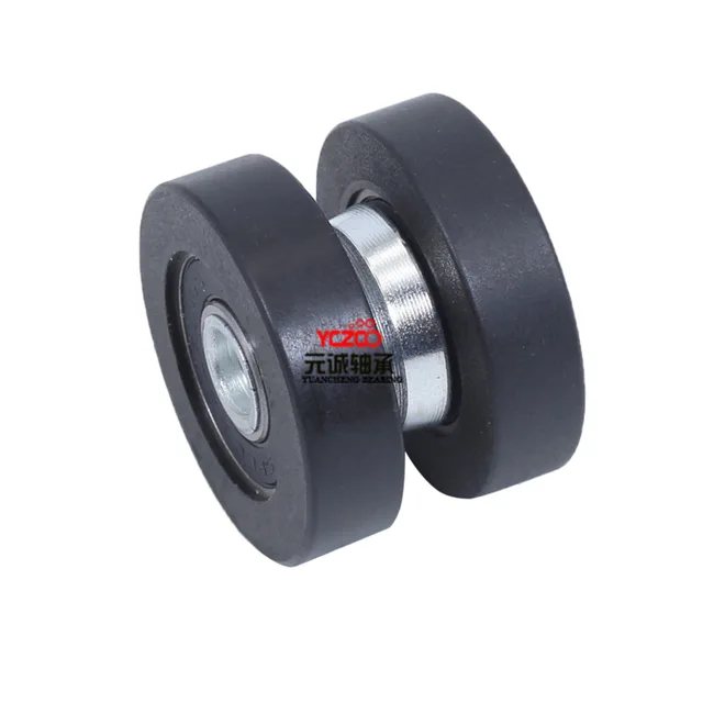 Sliding roller with double bearing