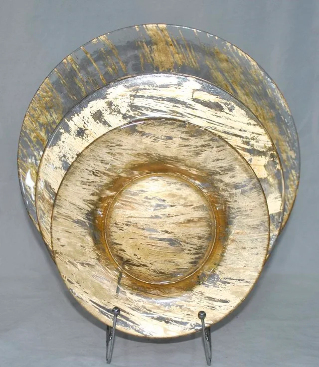 Set Of 3 Glass Charger Plates With Gold Foil Decorations