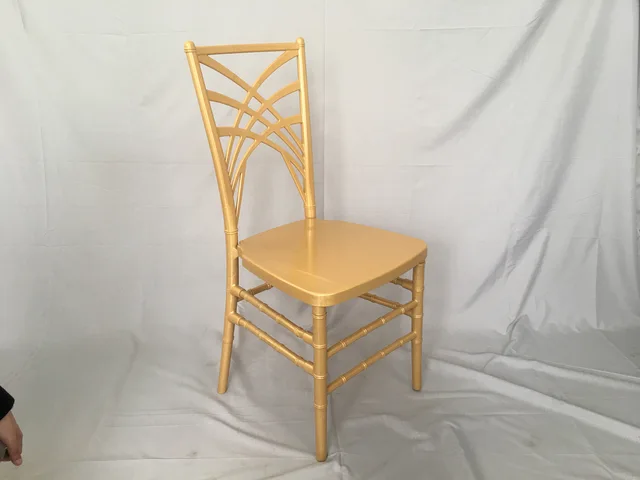 Resin chameleon chiavari chair