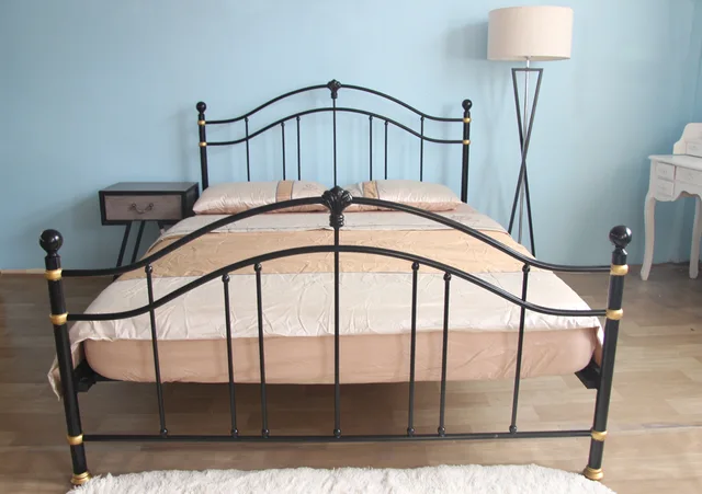 Metal Bed