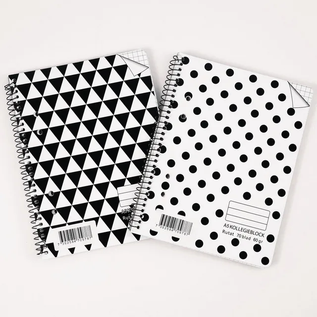 Spiral exercise book with perforated line and 4 holes for Europe market