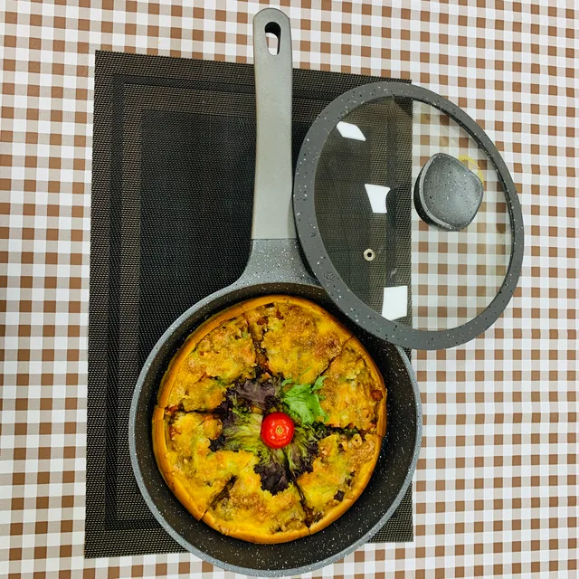 Fry pan
