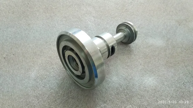 Piston