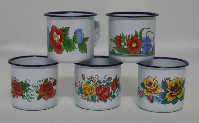 Enamel mug