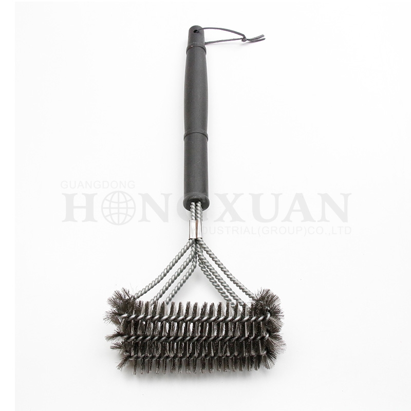 Cleaning brush