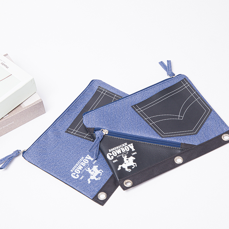 Binder pouch