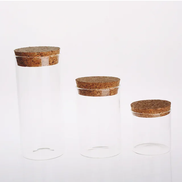 Heat-resistant glass canister with cork