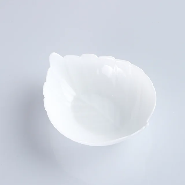 Opal porcelain glass plate