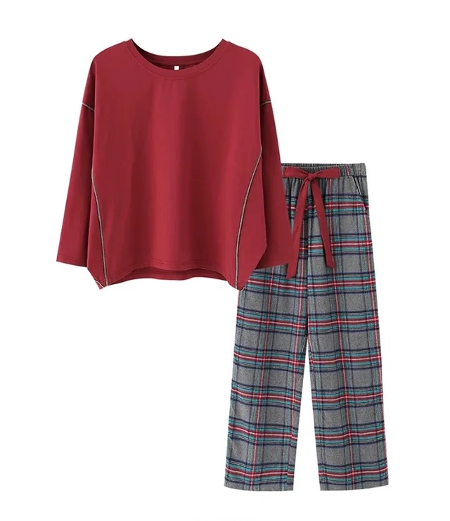 Lady's Pajamas